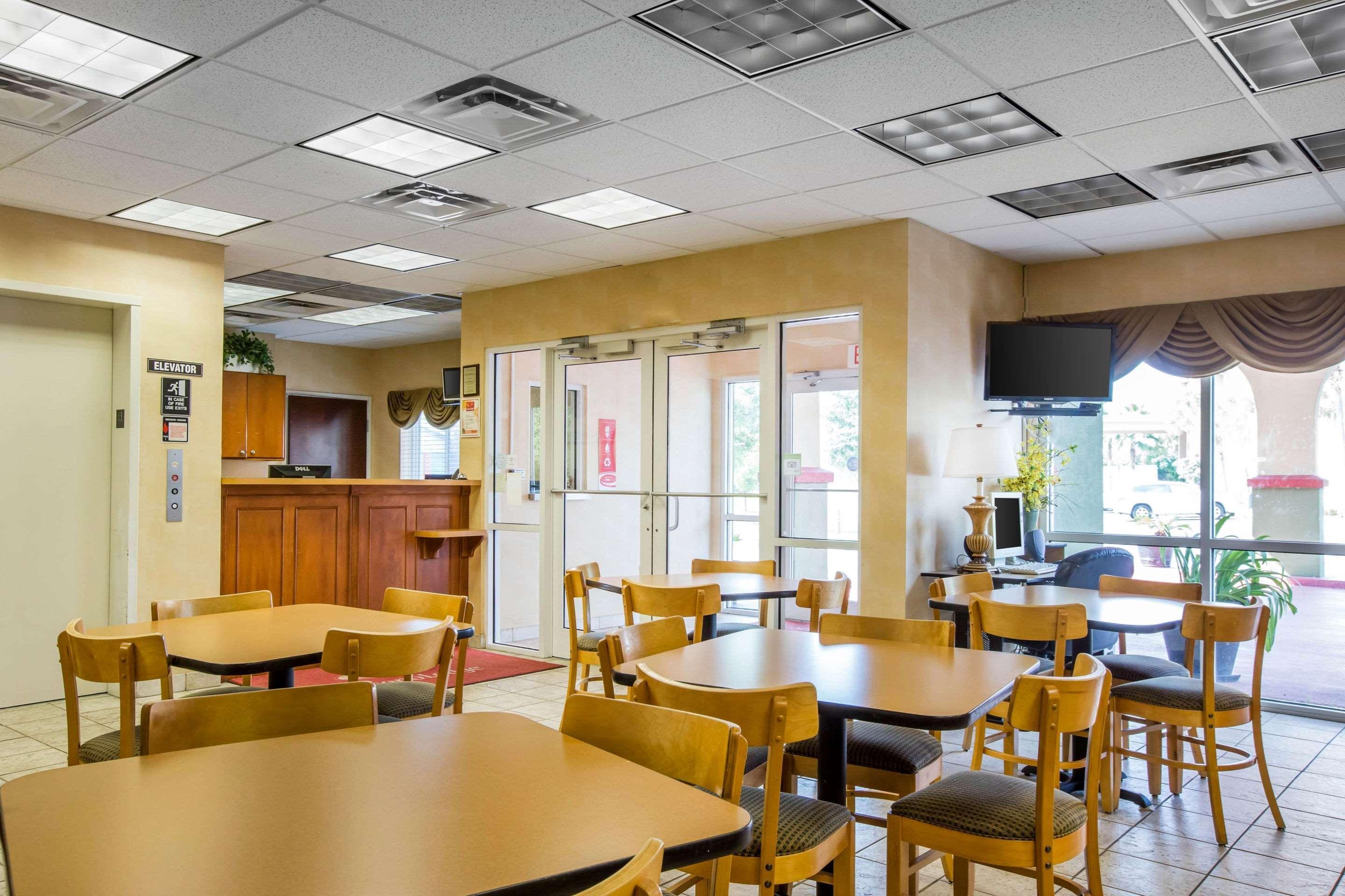 Econo Lodge Valdosta Eksteriør bilde