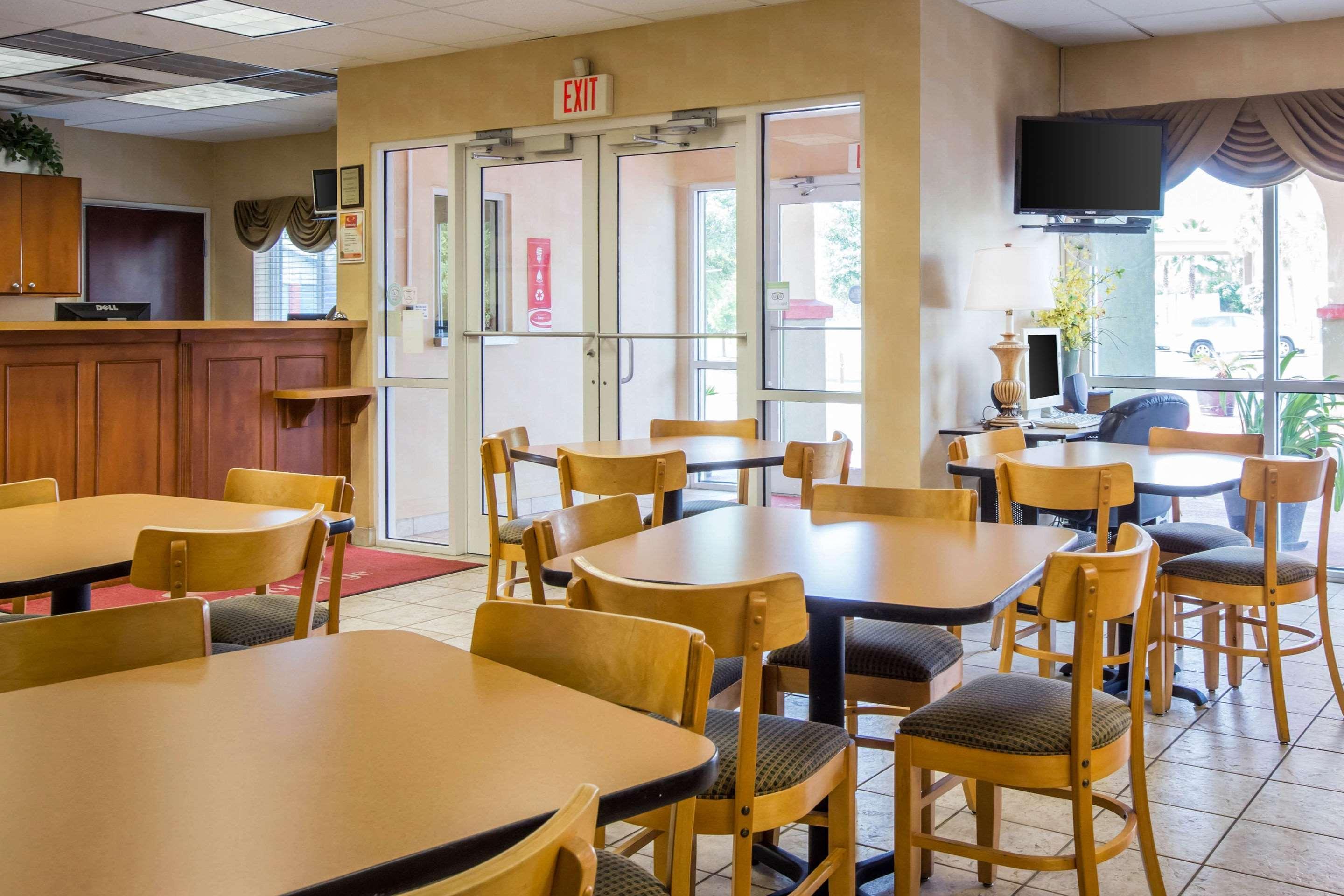 Econo Lodge Valdosta Eksteriør bilde