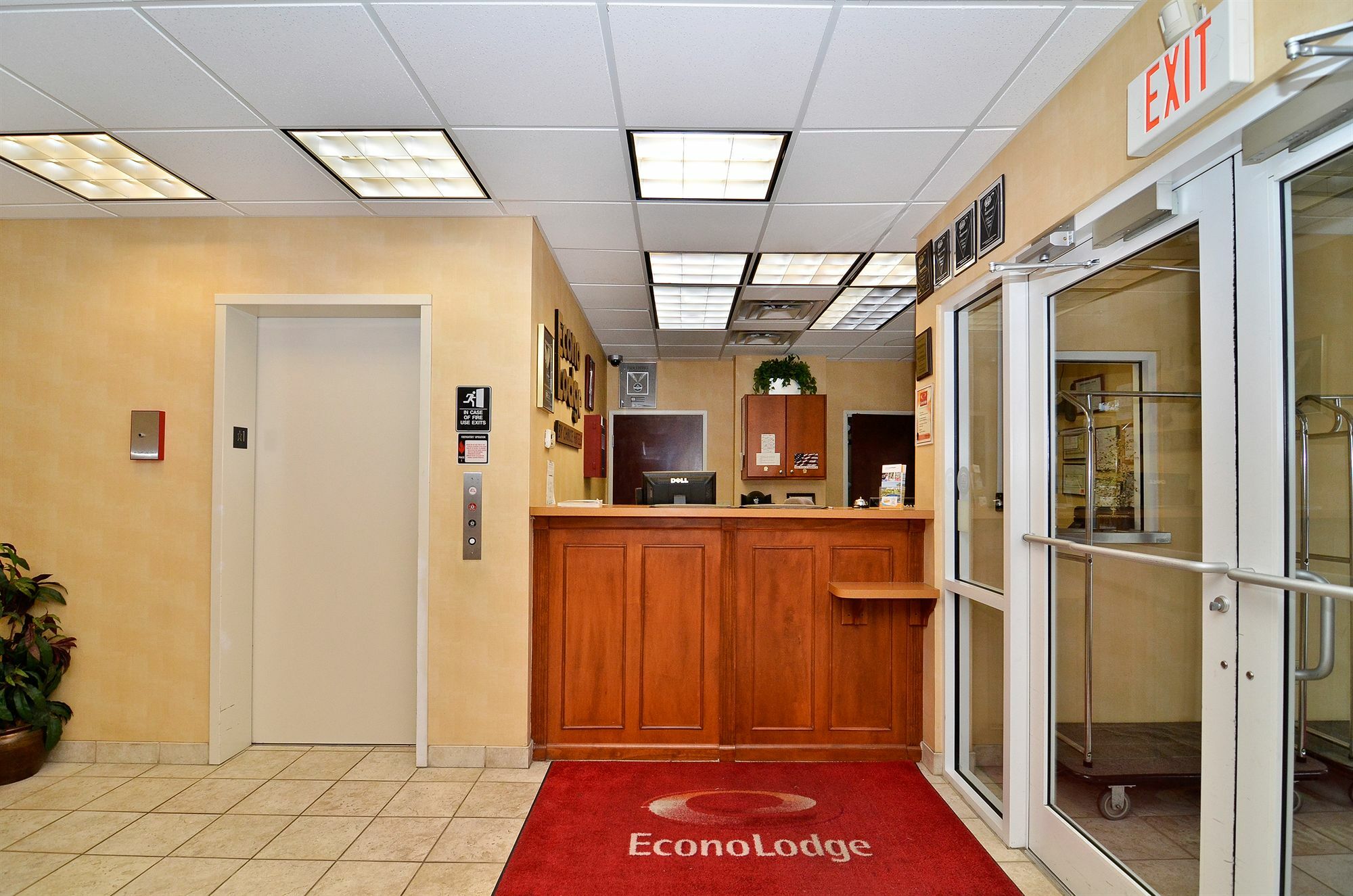 Econo Lodge Valdosta Eksteriør bilde
